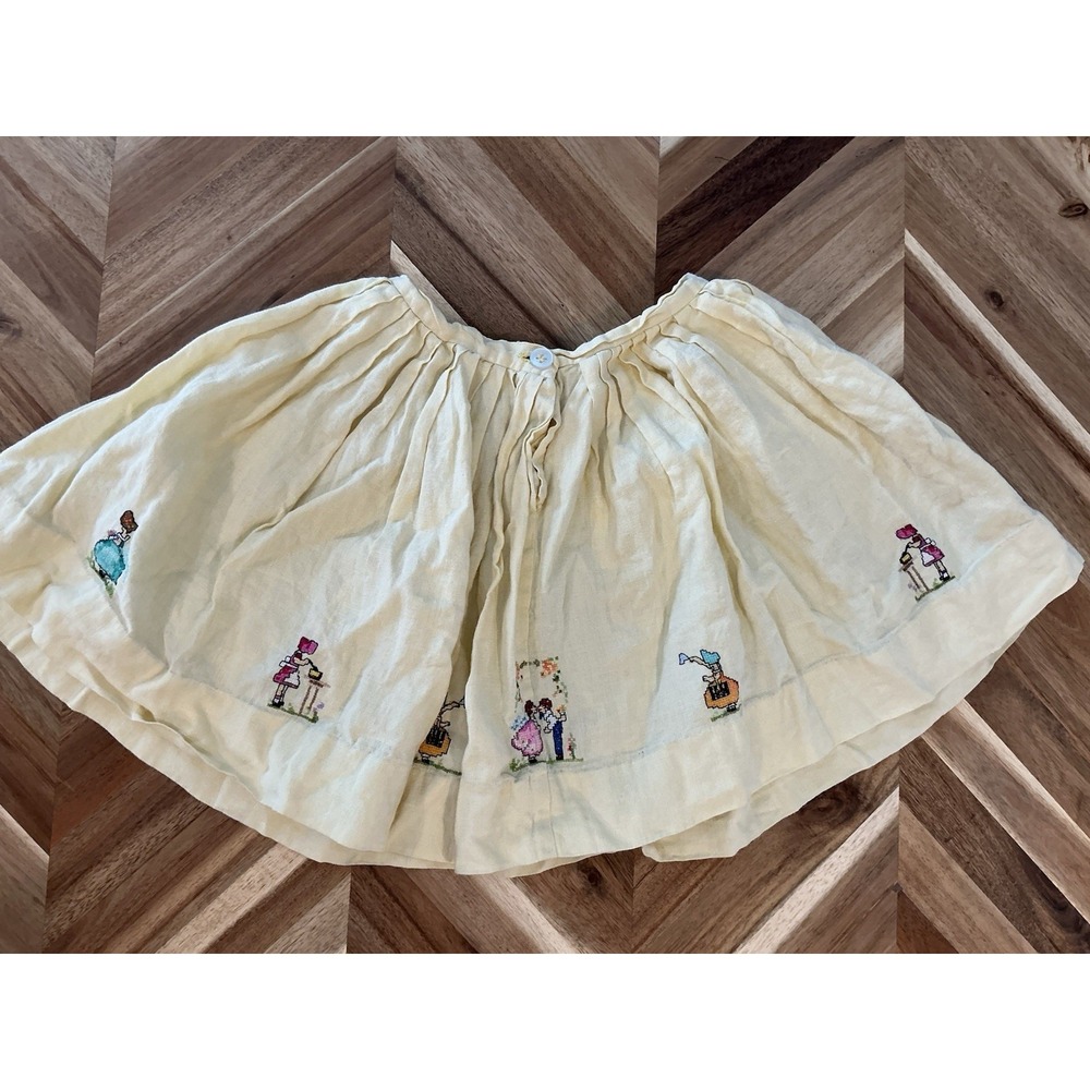 Vintage Girls Skirt Hand Made Crosstitch Cottage Cat Flowers - Picture 1 of 8